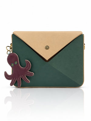 Cartera manos libres Nina color verde y beige de Hereje, colección Siete Colores