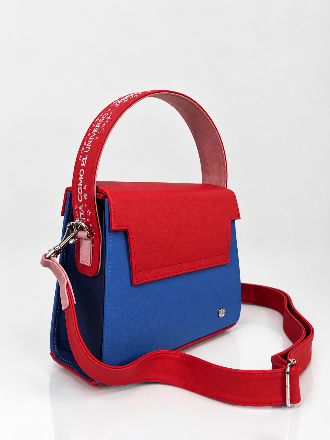 Cartera manos libres Saturno, color rojo y hortensia