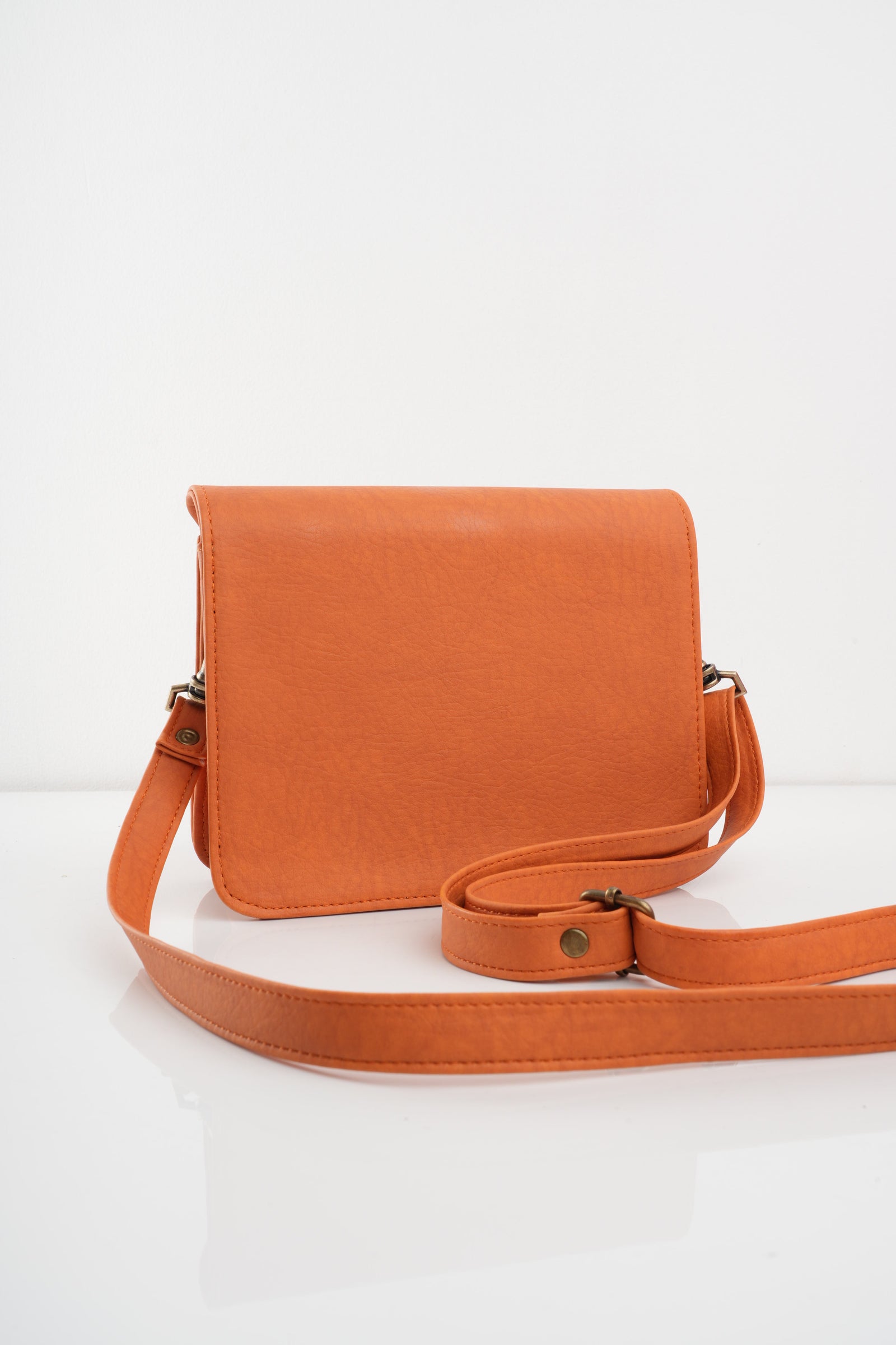 Manos Libres - Mini Naomi Bag