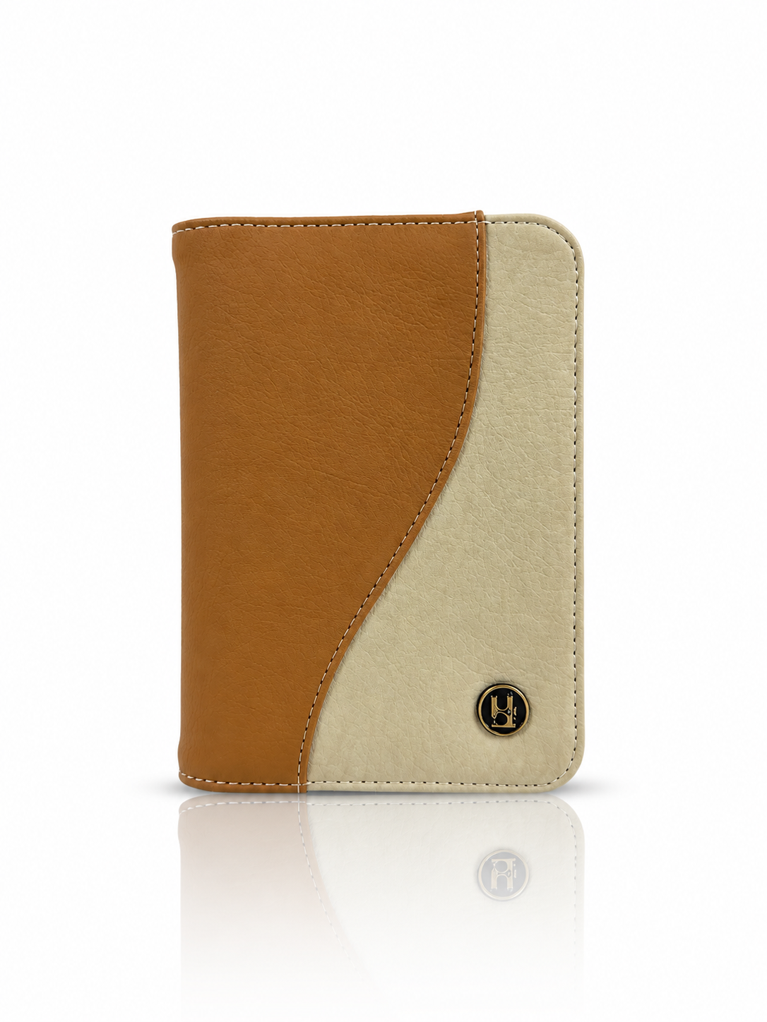 Pasaportera Cody, color miel y beige