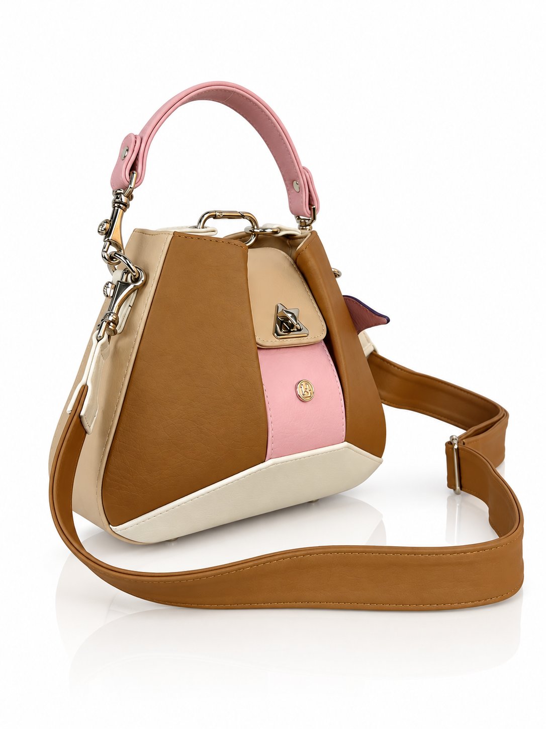 Cartera manos libres Dubai color camel y rosado de Hereje, colección Siete Colores