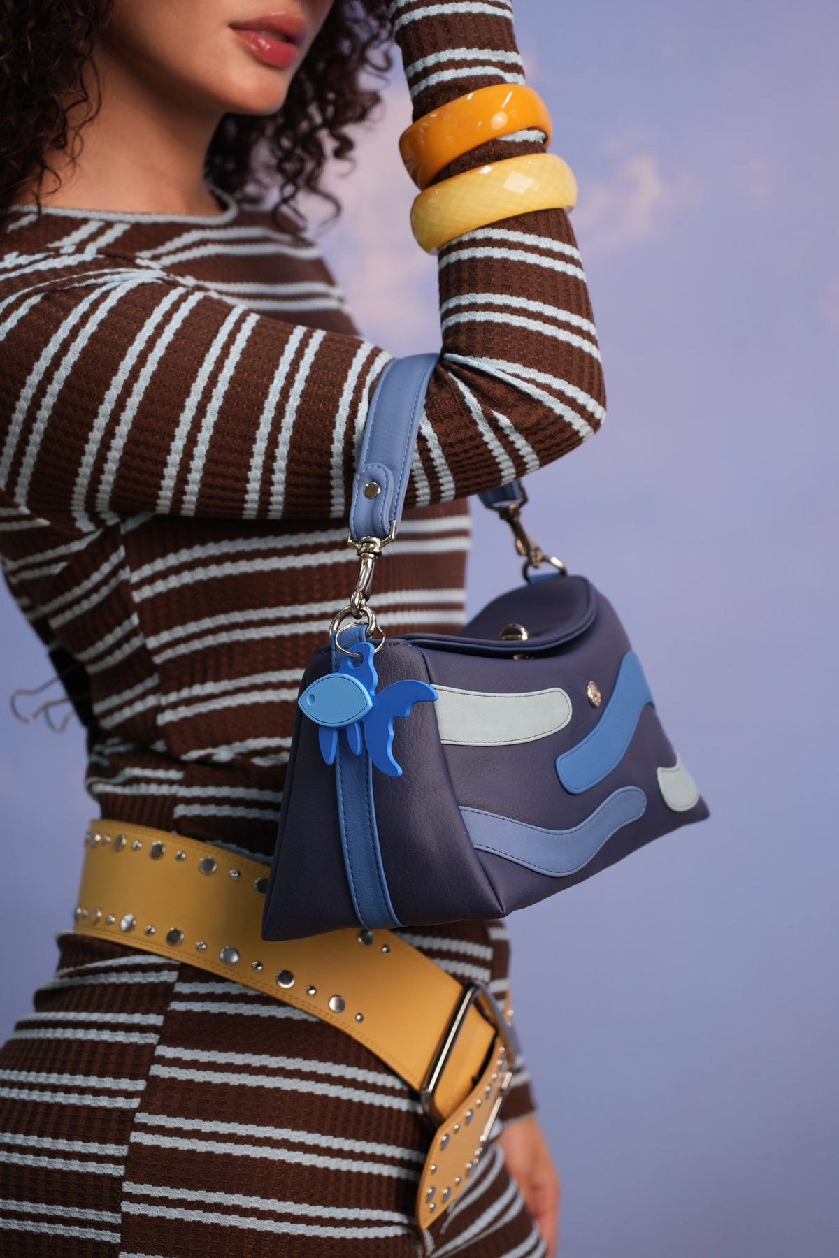 Cartera manos libres Japón color azul de Hereje, colección Siete Colores
