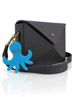 Cartera manos libres Nina color negro de Hereje, colección Siete Colores