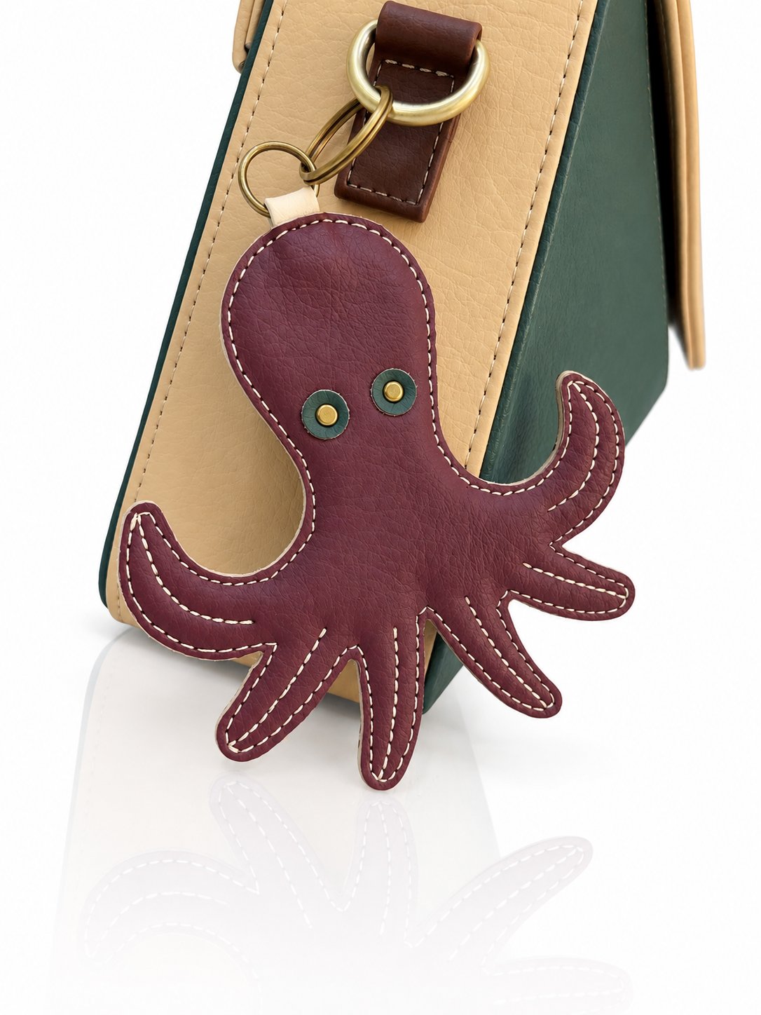 Cartera manos libres Nina color verde y beige de Hereje, colección Siete Colores