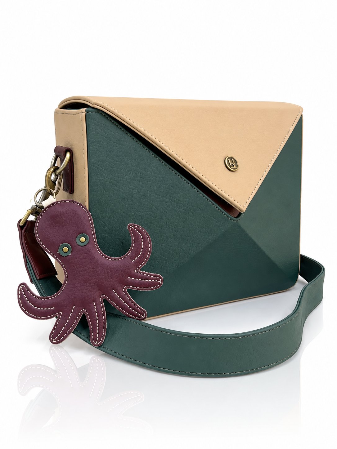 Cartera manos libres Nina color verde y beige de Hereje, colección Siete Colores