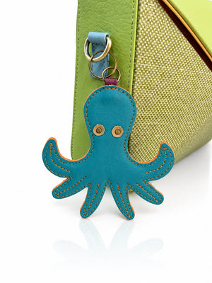 Cartera manos libres Nina color verde lima de Hereje, colección Siete Colores